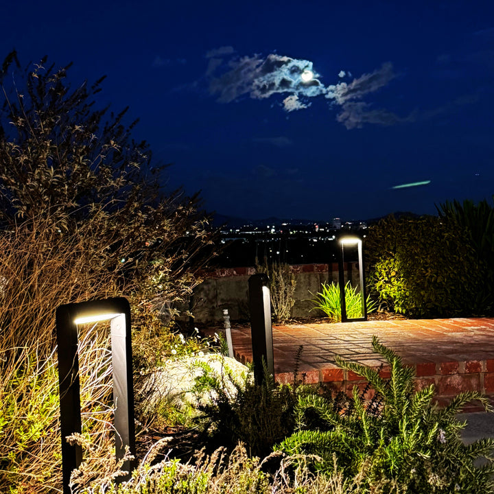 CDPA56 Cast Aluminum Path Light | 8W 3000K Warm White Integrated LED Low Voltage Landscape Light