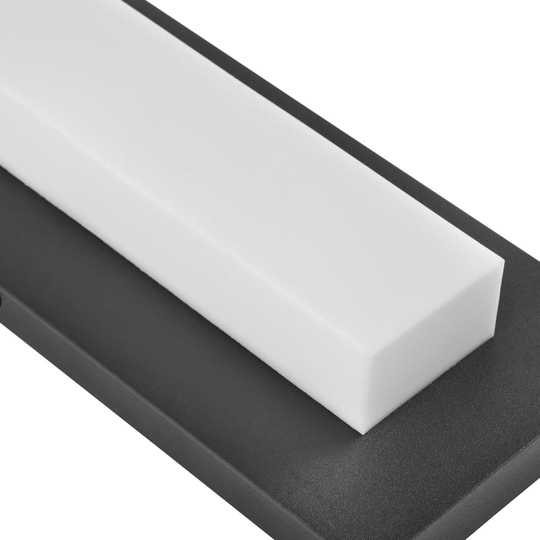 Outdoor Landscape Lighting LED 12V Low Voltage SCH17 1-Pack LED 39.4 Inch Rectangular Modern Outdoor Wall Sconce Light 2500LM, 2900K Aluminum and Acrylic Integrated LED 46W Line Voltage 110V AC IP65