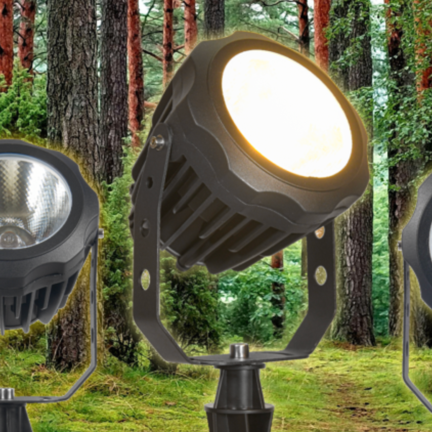 CD30 Cast Aluminum Spotlight | 30W 3000K Warm White Integrated LED AC12V Low Voltage Landscape Light