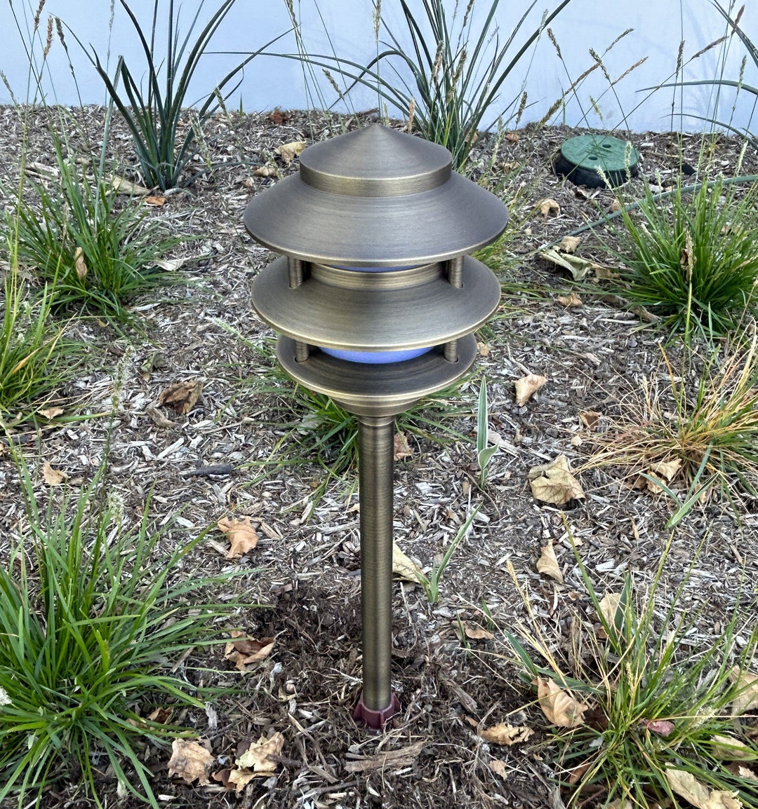 Bougie Solid Cast Brass Pagoda Path & Area Light Antique Bronze Low Voltage Outdoor Lighting