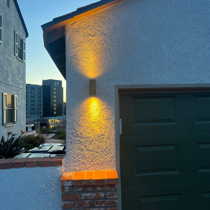 SCSP01 Stelvio Sconce Antique Brass Finish Up/Down Light 4x/8x/12x MR16 4W Dimmable 2700K Package Low Voltage Outdoor Lighting